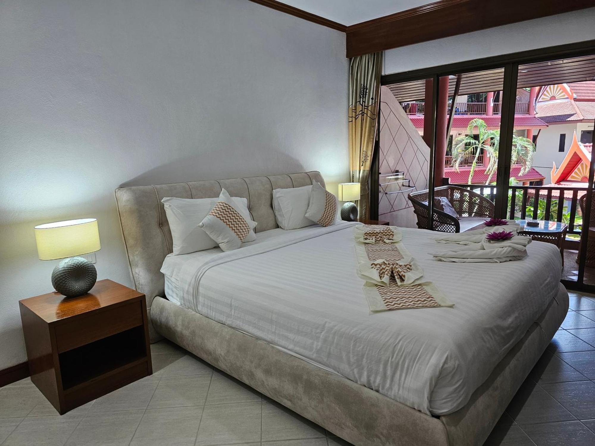 Sai Rougn Apartment Patong Exterior photo